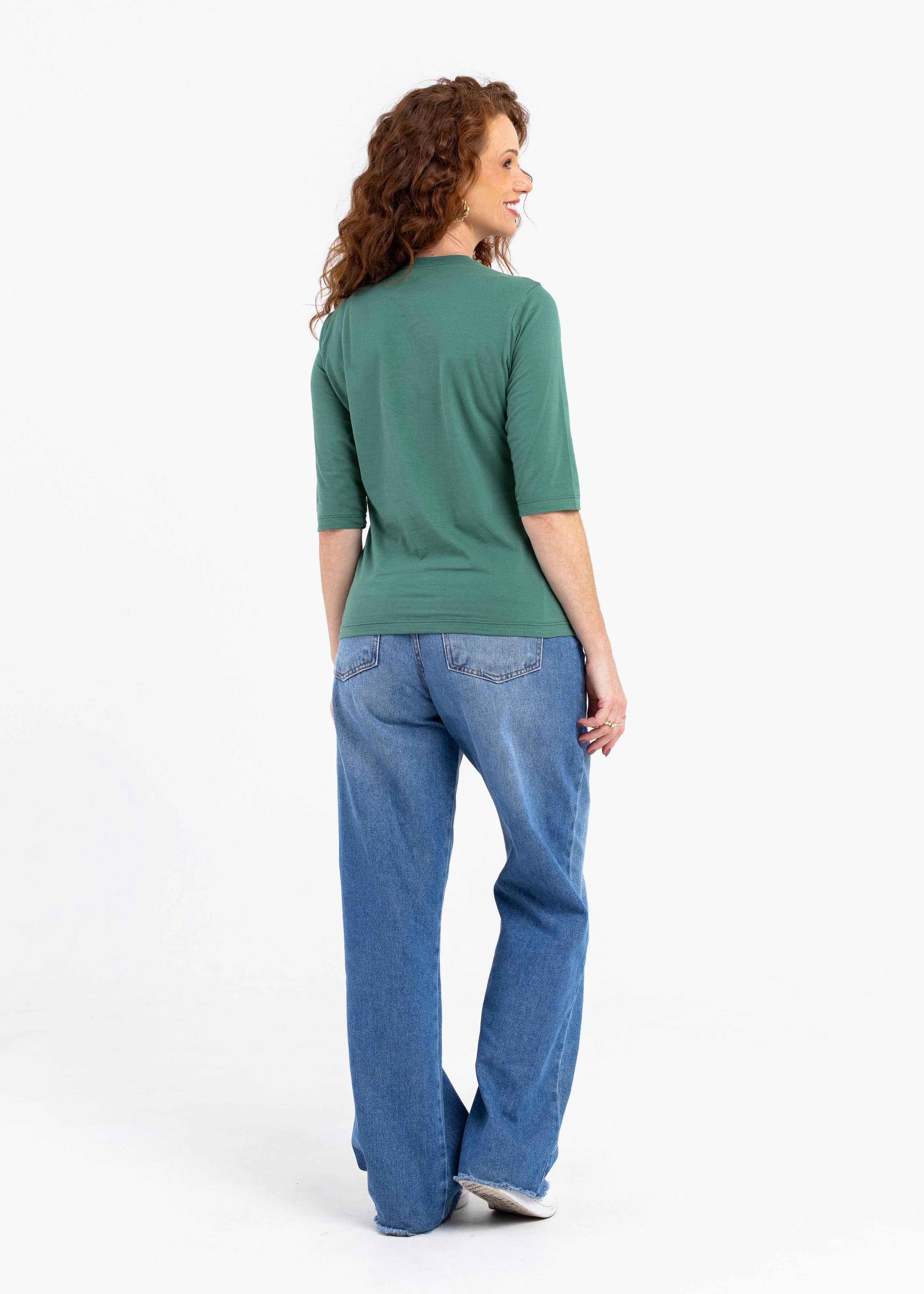 Camiseta Feminina Manga 3/4 Gola Redonda - Verde