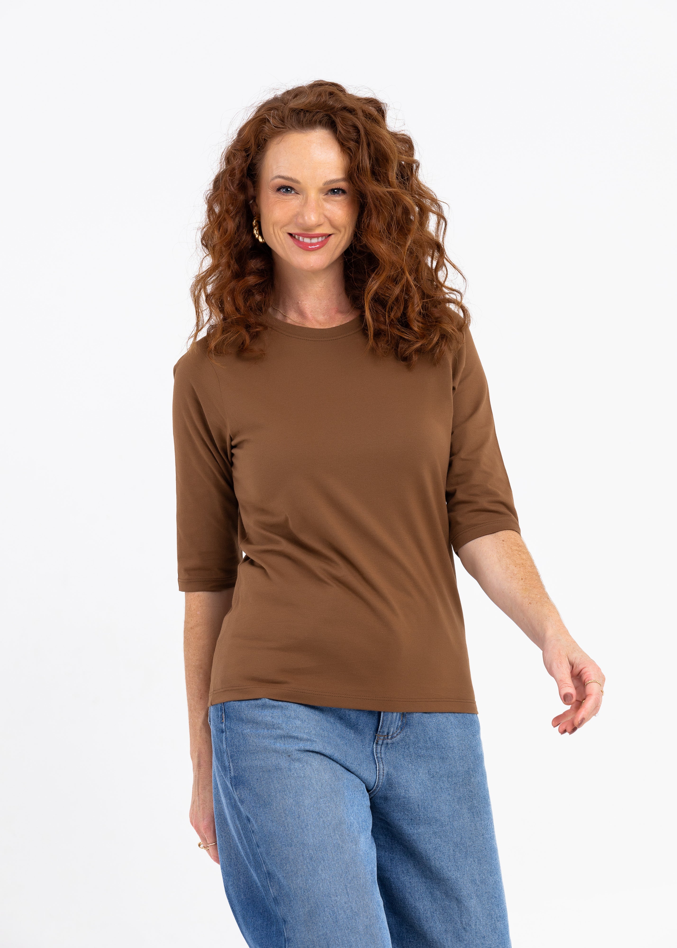 Camiseta Feminina Manga 3/4 Gola Redonda - Caramelo