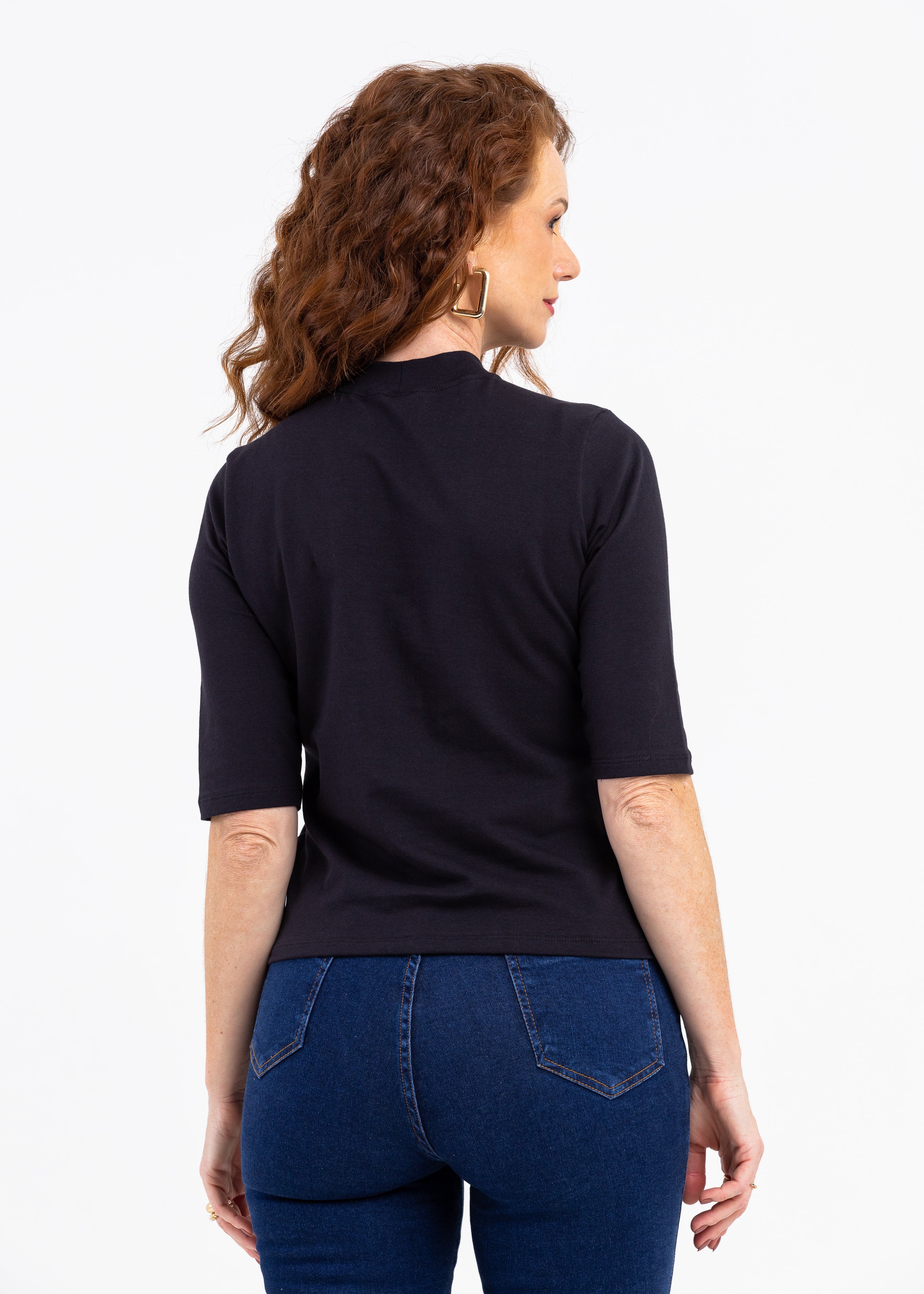 Básica Gola Role Manga 3/4 Malha com Elastano - Preto