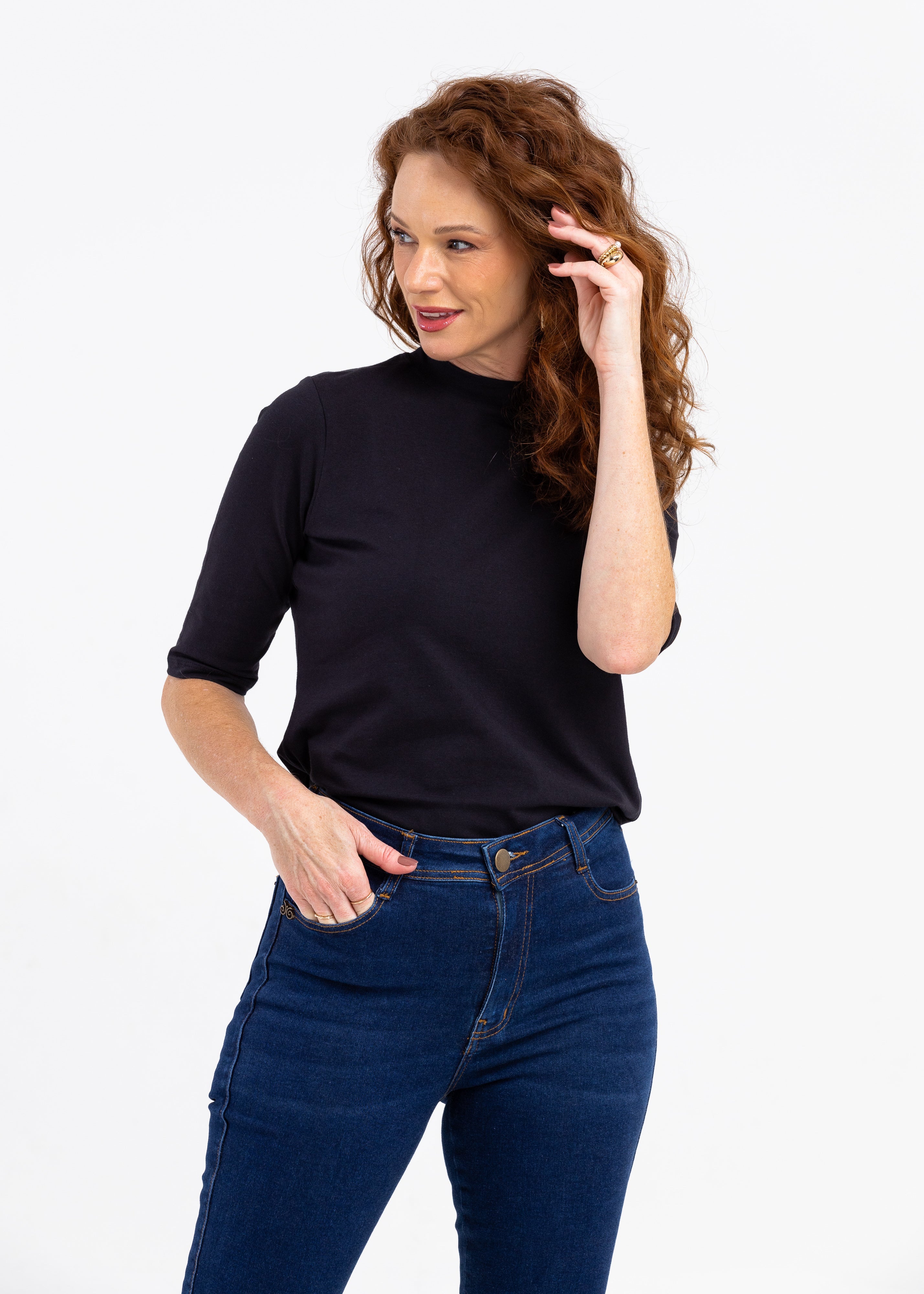 Básica Gola Role Manga 3/4 Malha com Elastano - Preto