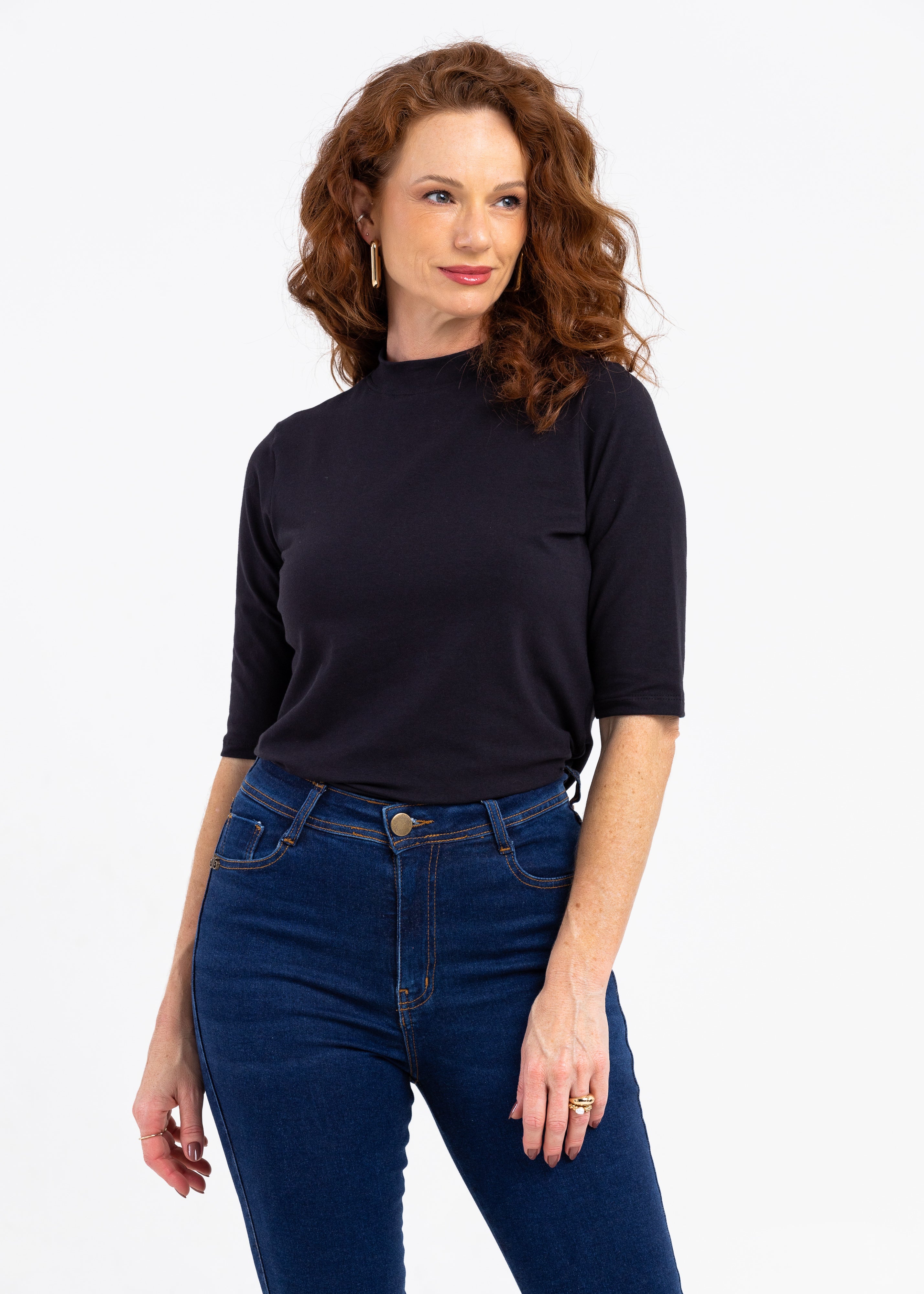 Básica Gola Role Manga 3/4 Malha com Elastano - Preto