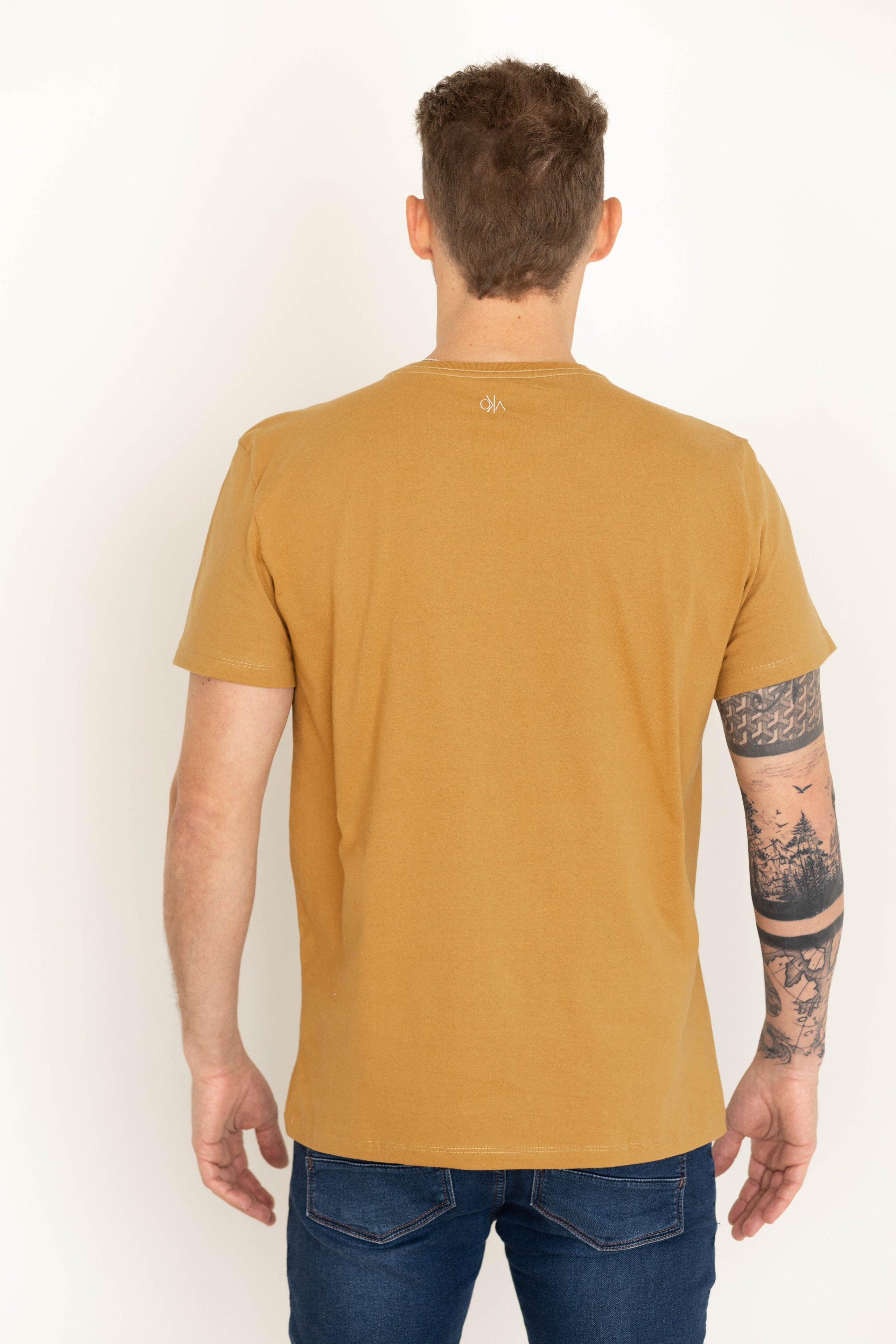 Camiseta Básica Masculina Malha Pima - Caramelo