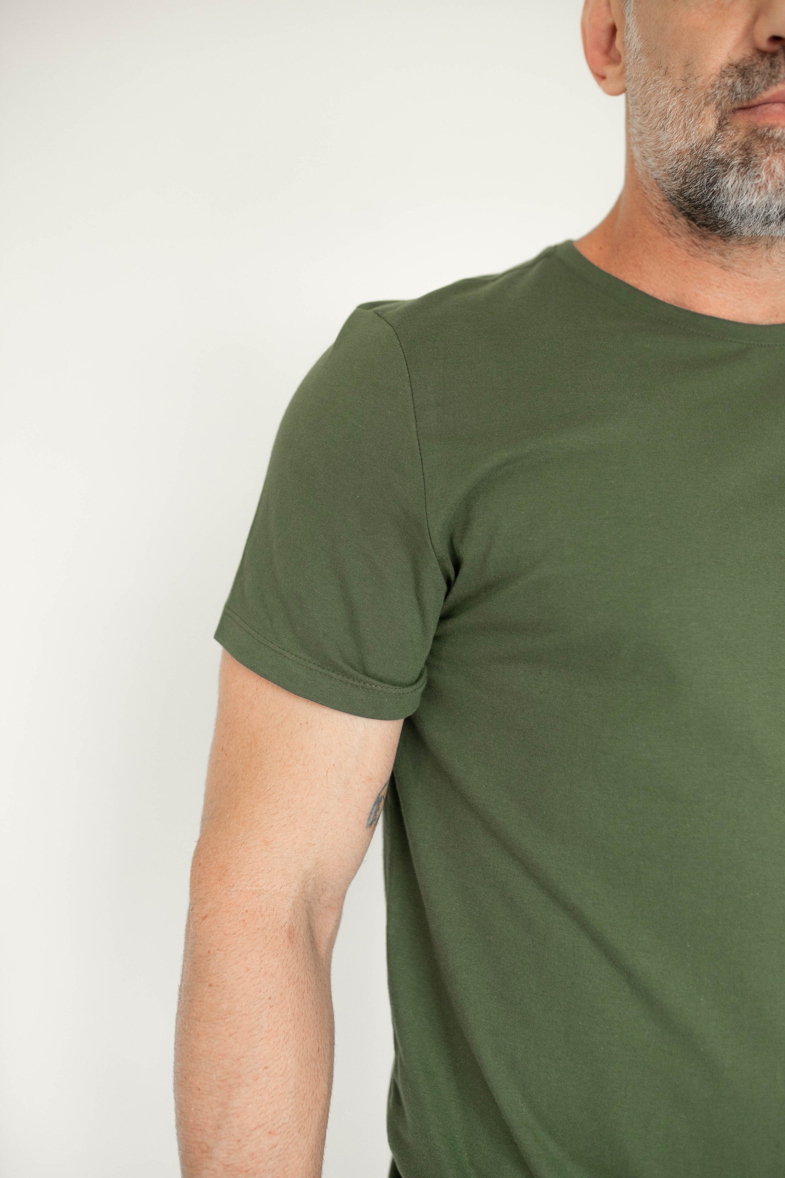 Camiseta Básica Masculina Malha Pima - Verde Watercress