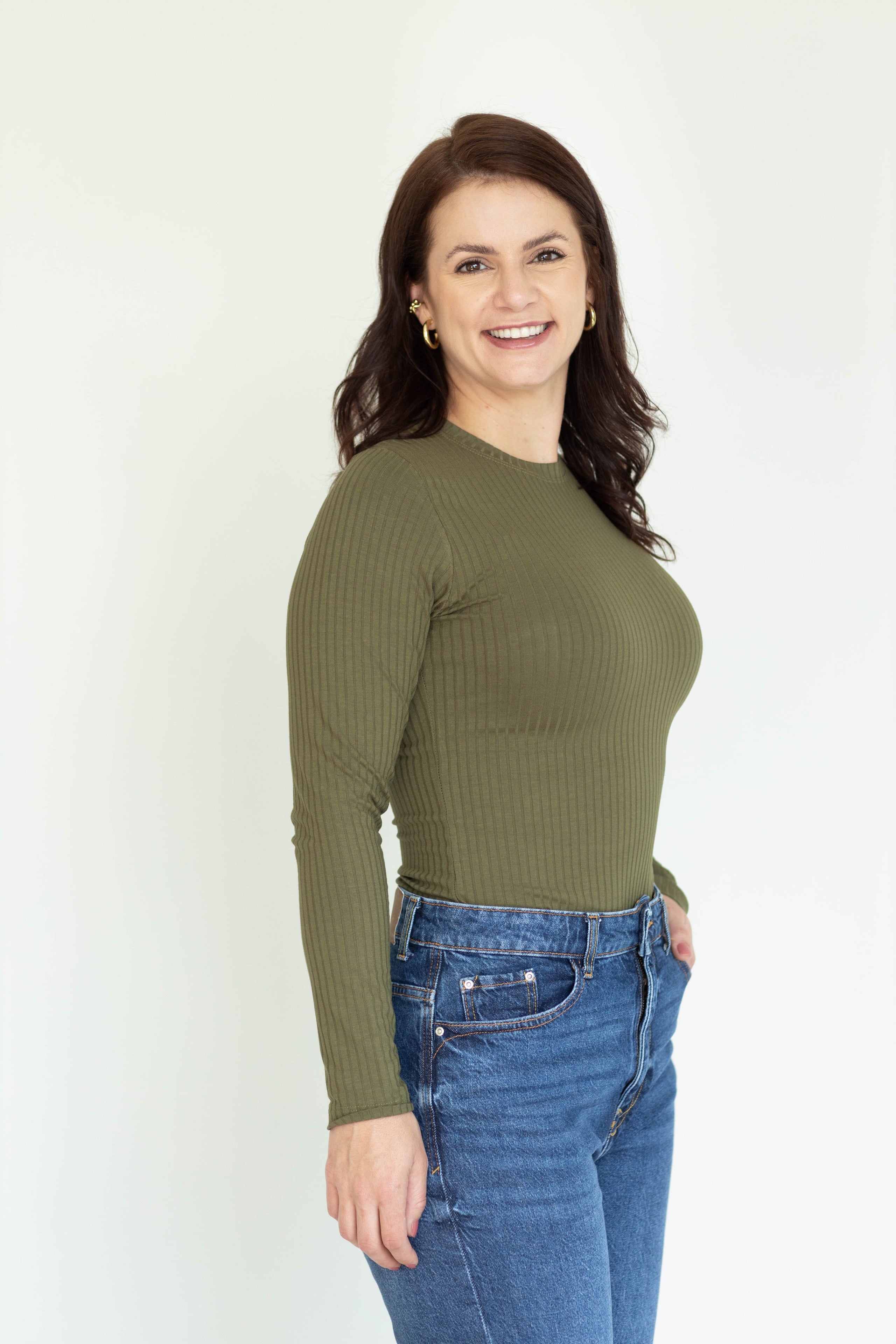 Camiseta Básica Canelada ML - Verde oliva