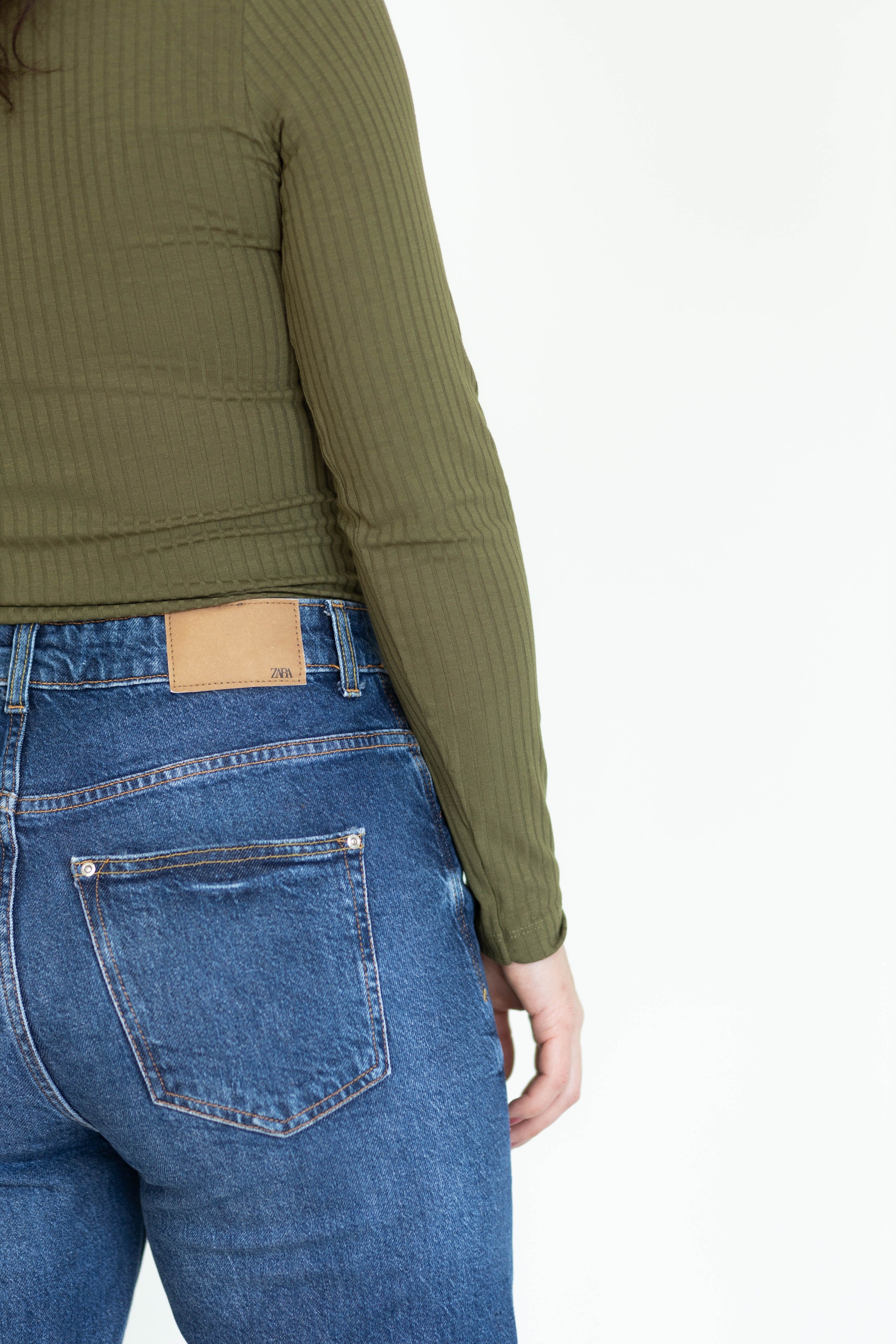 Camiseta Básica Canelada ML - Verde oliva