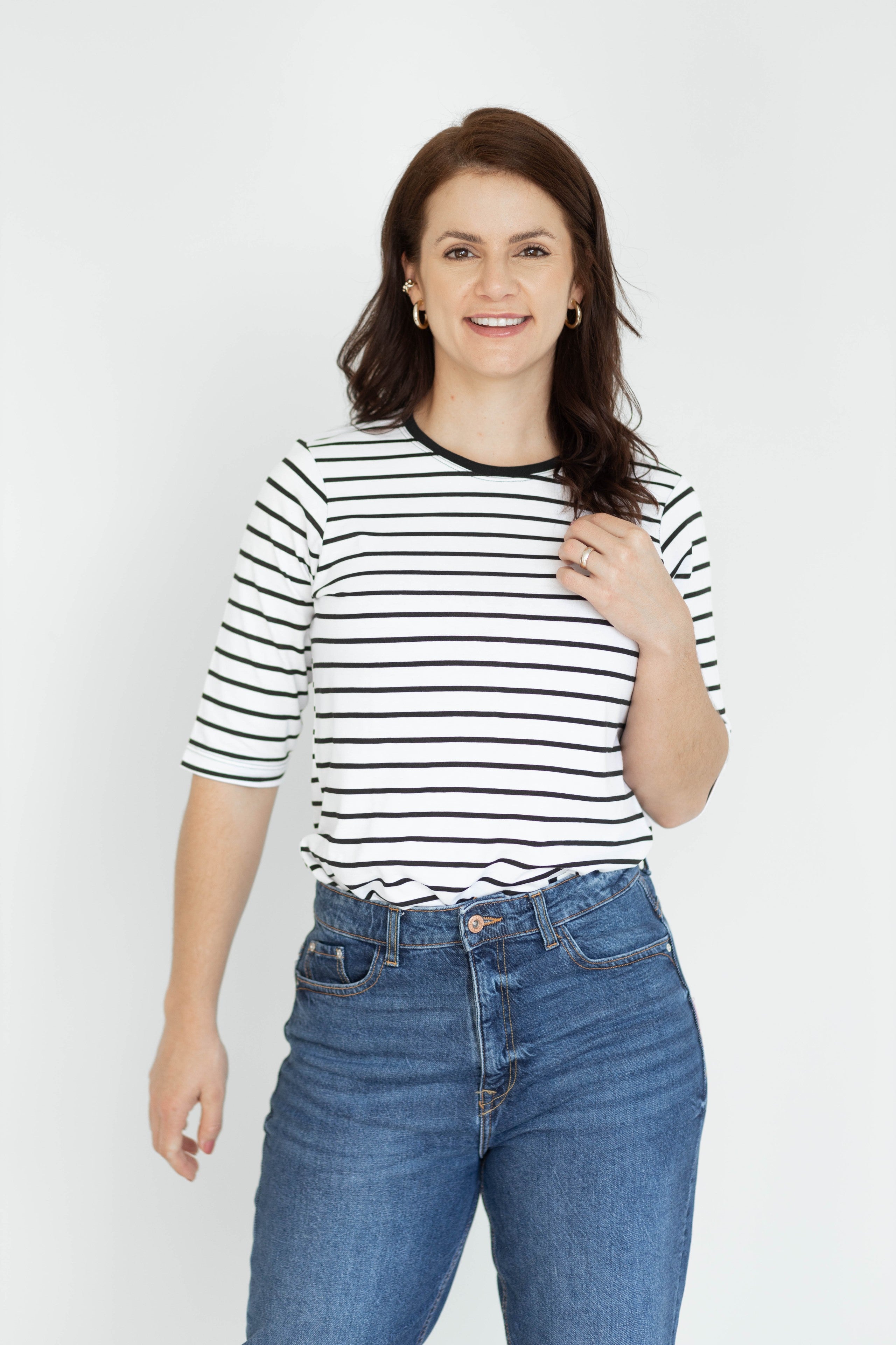 Camiseta Feminina Manga 3/4 Gola Redonda - Listrada