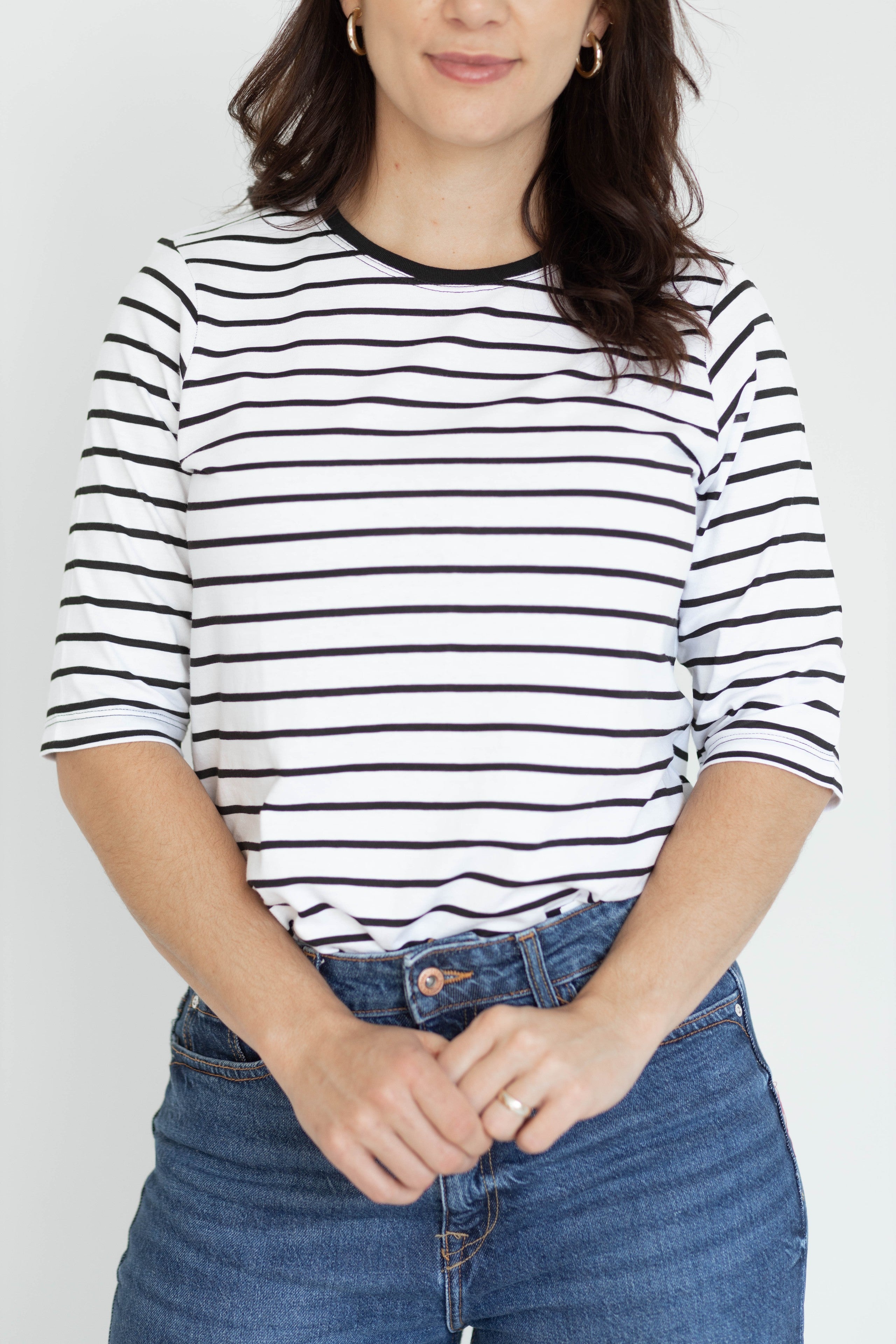Camiseta Feminina Manga 3/4 Gola Redonda - Listrada