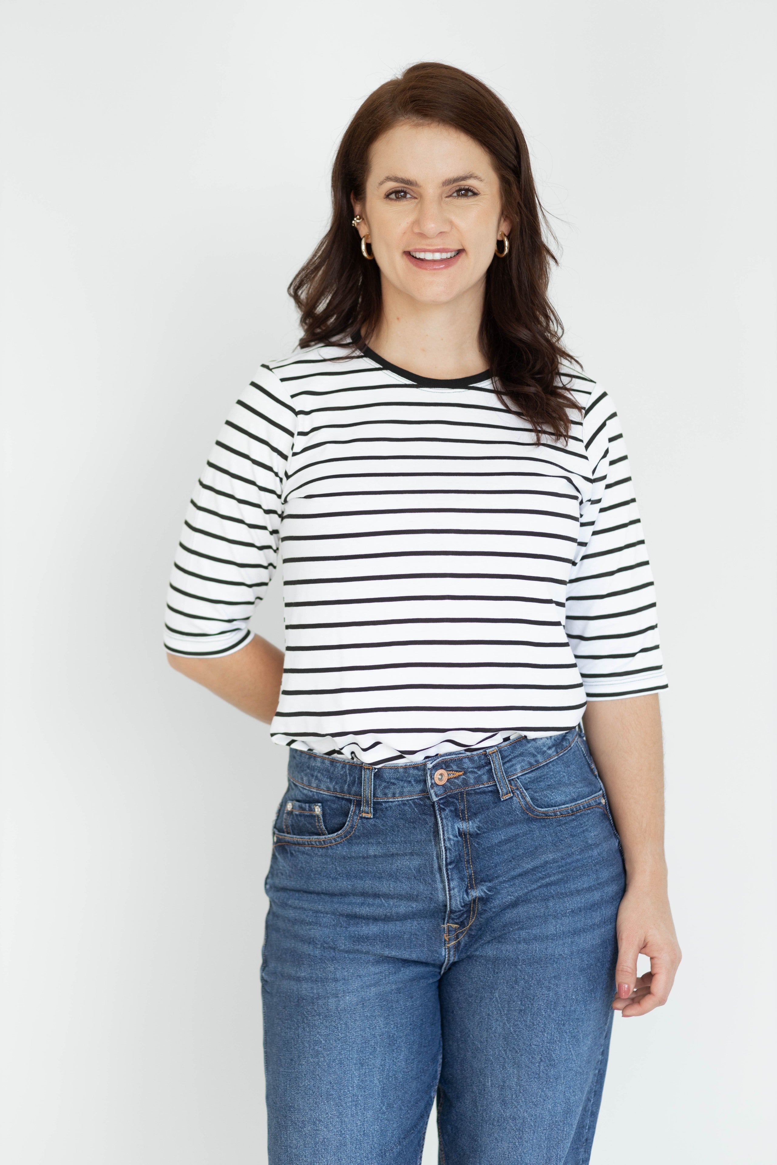 Camiseta Feminina Manga 3/4 Gola Redonda - Listrada