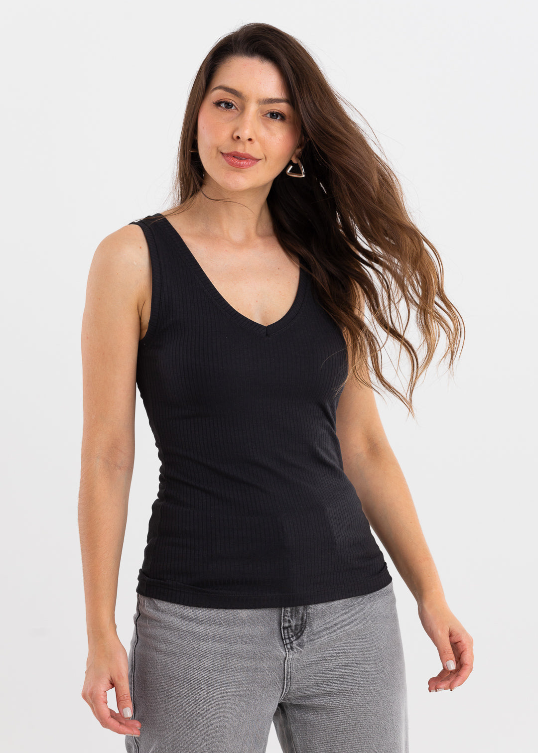 Regata Canelada Gola V Ana - Preta