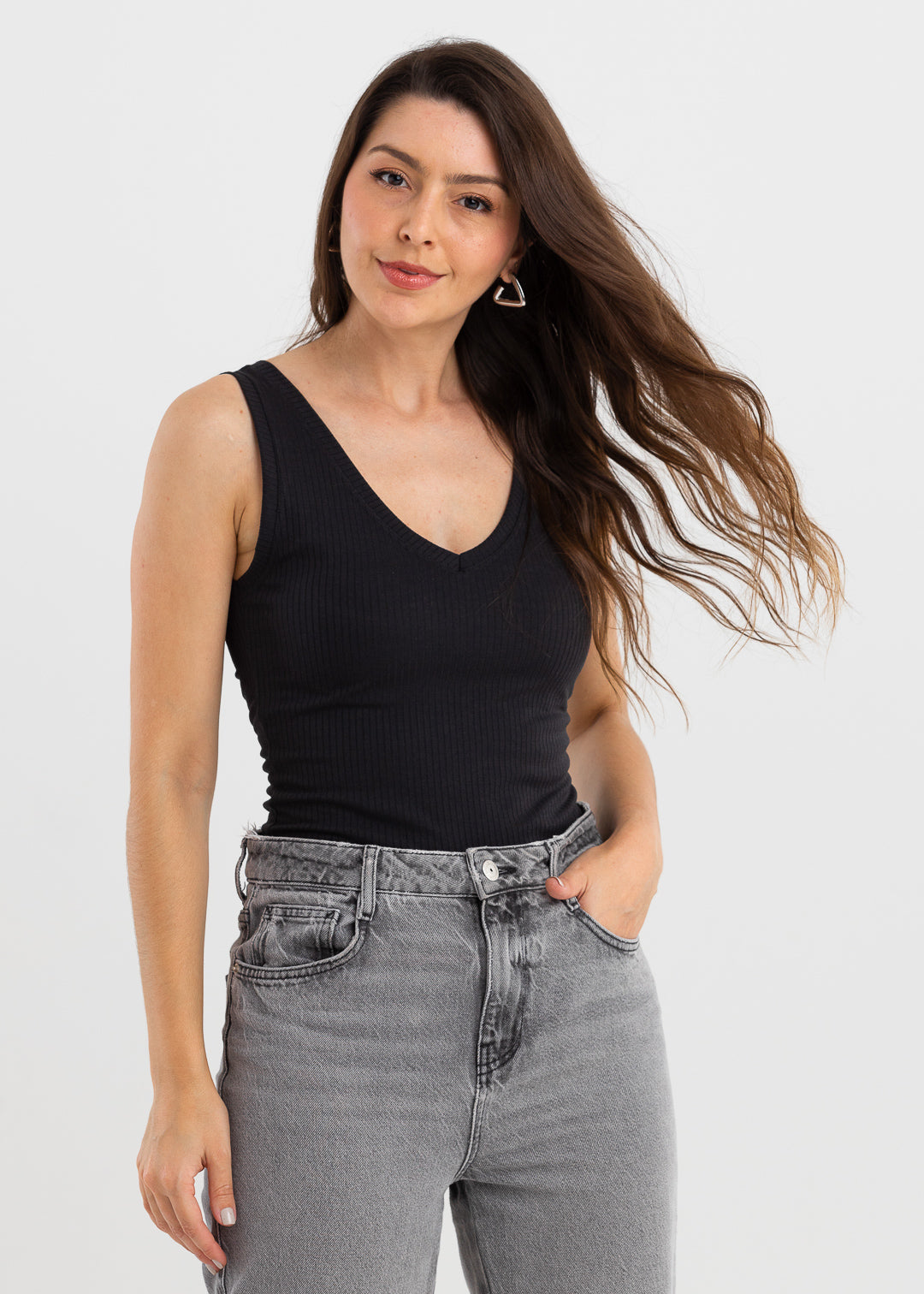 Regata Canelada Gola V Ana - Preta