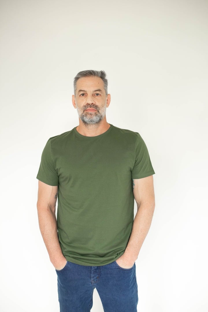 Camiseta Básica Masculina Malha Pima - Verde Watercress