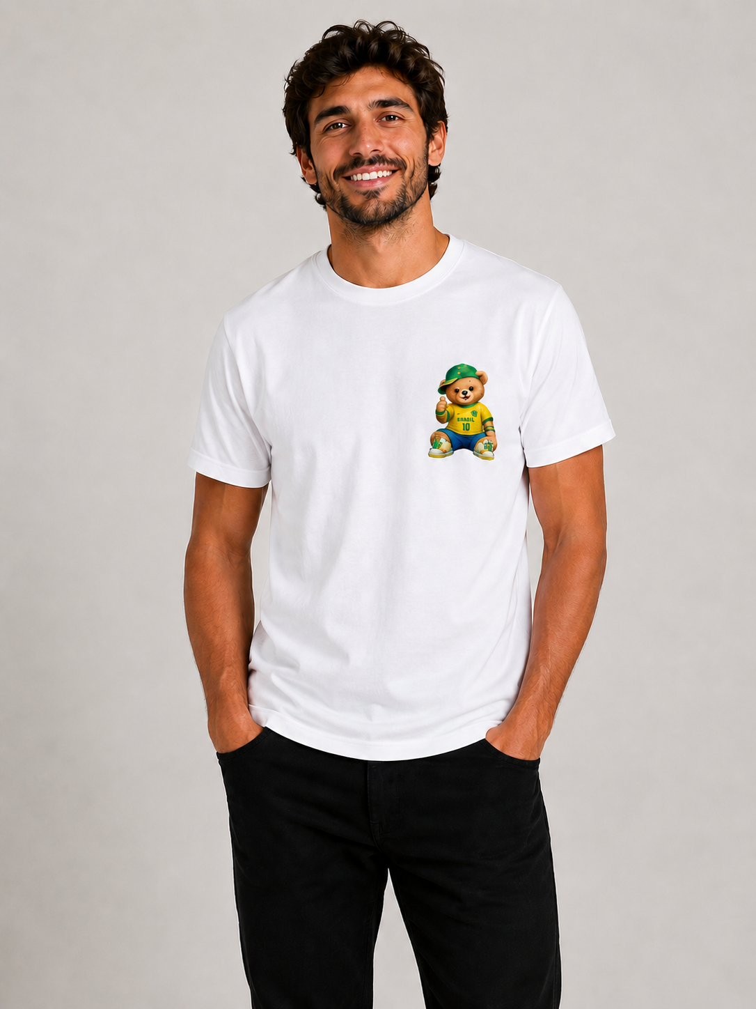 Camiseta Masculina Copa 2026 — Urso Camiseta do Brasil - Peito Esquerdo
