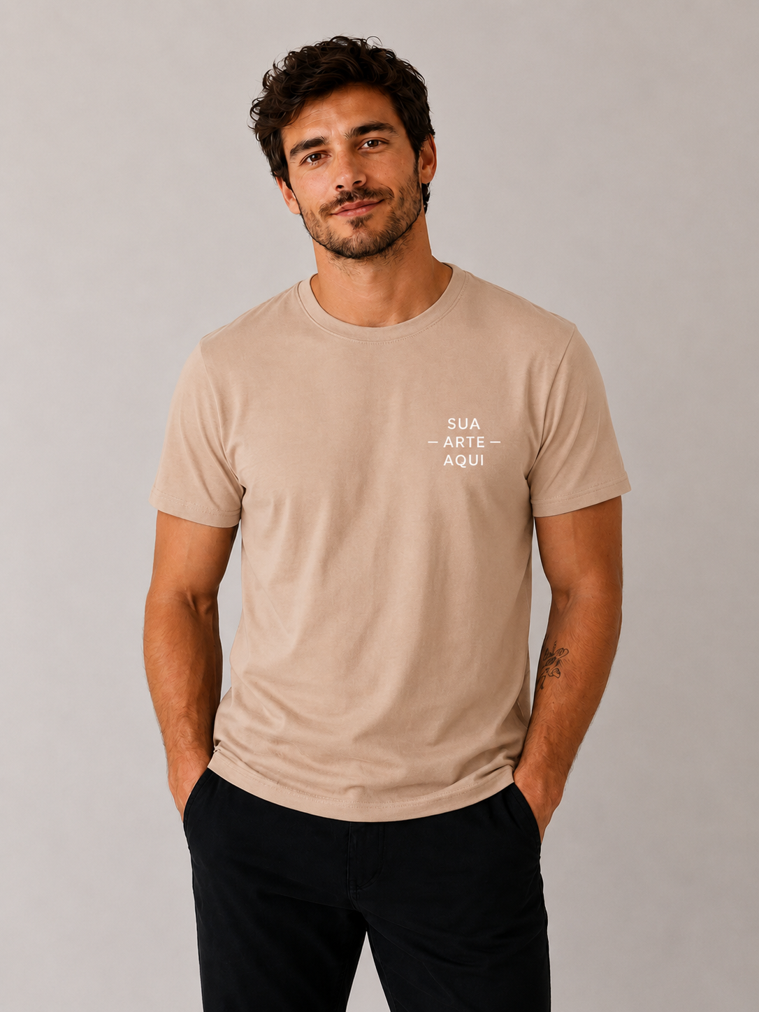 Camiseta Masculina — Personalize a Sua - ESTAMPA NO PEITO ESQUERDO