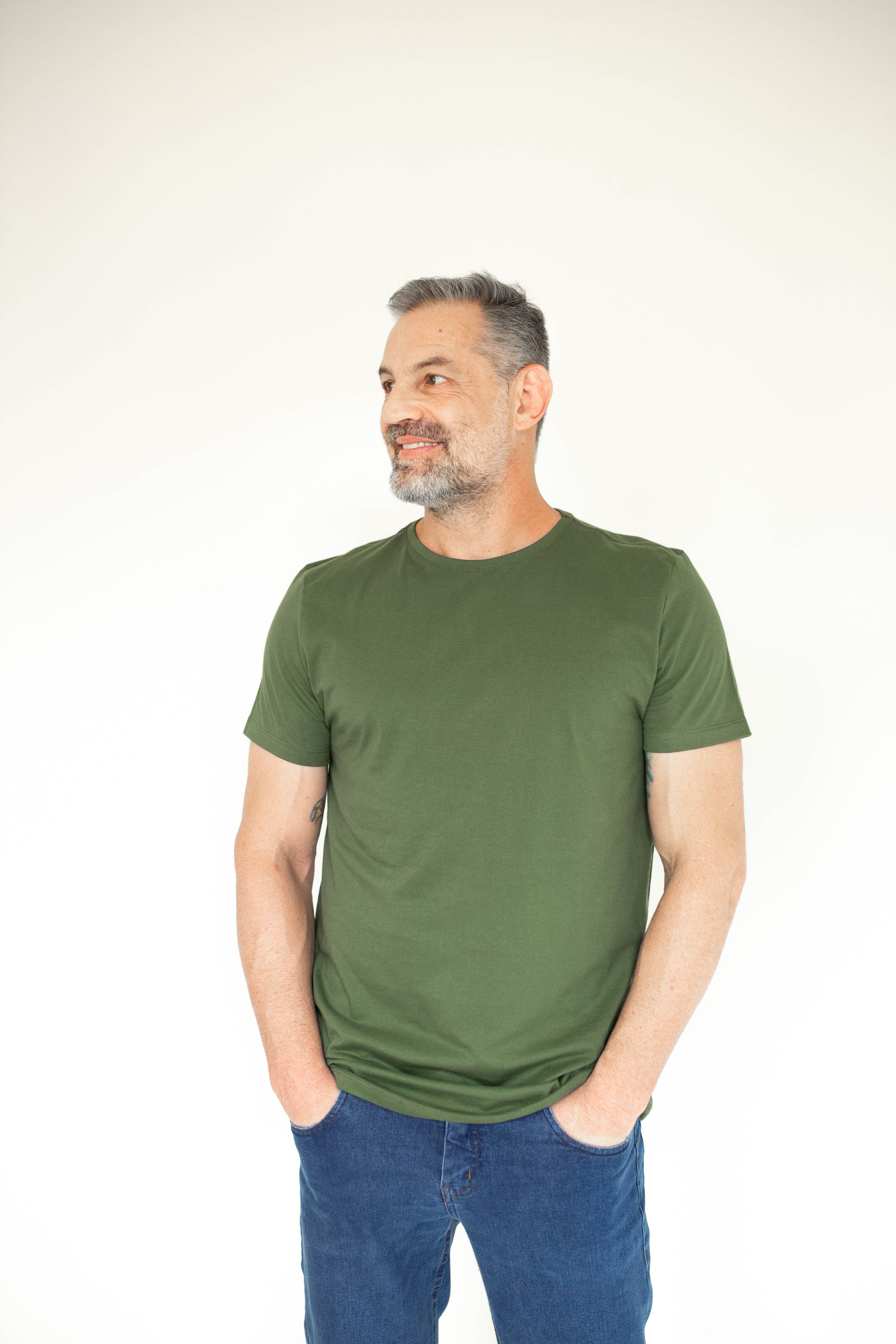 Camiseta Básica Masculina Malha Pima - Verde Watercress