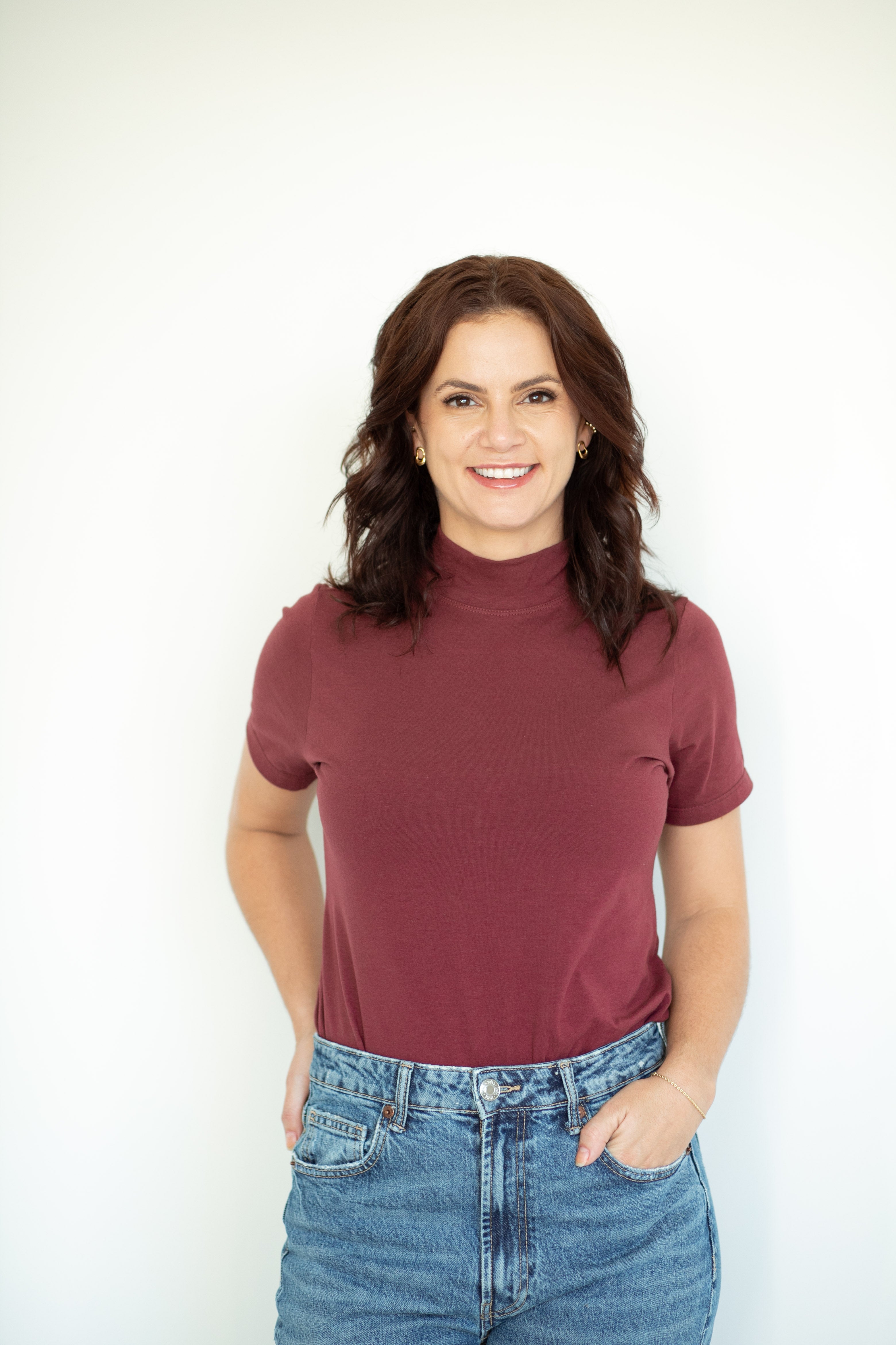 Camiseta Feminina Gola Alta de Cotton - Bordo