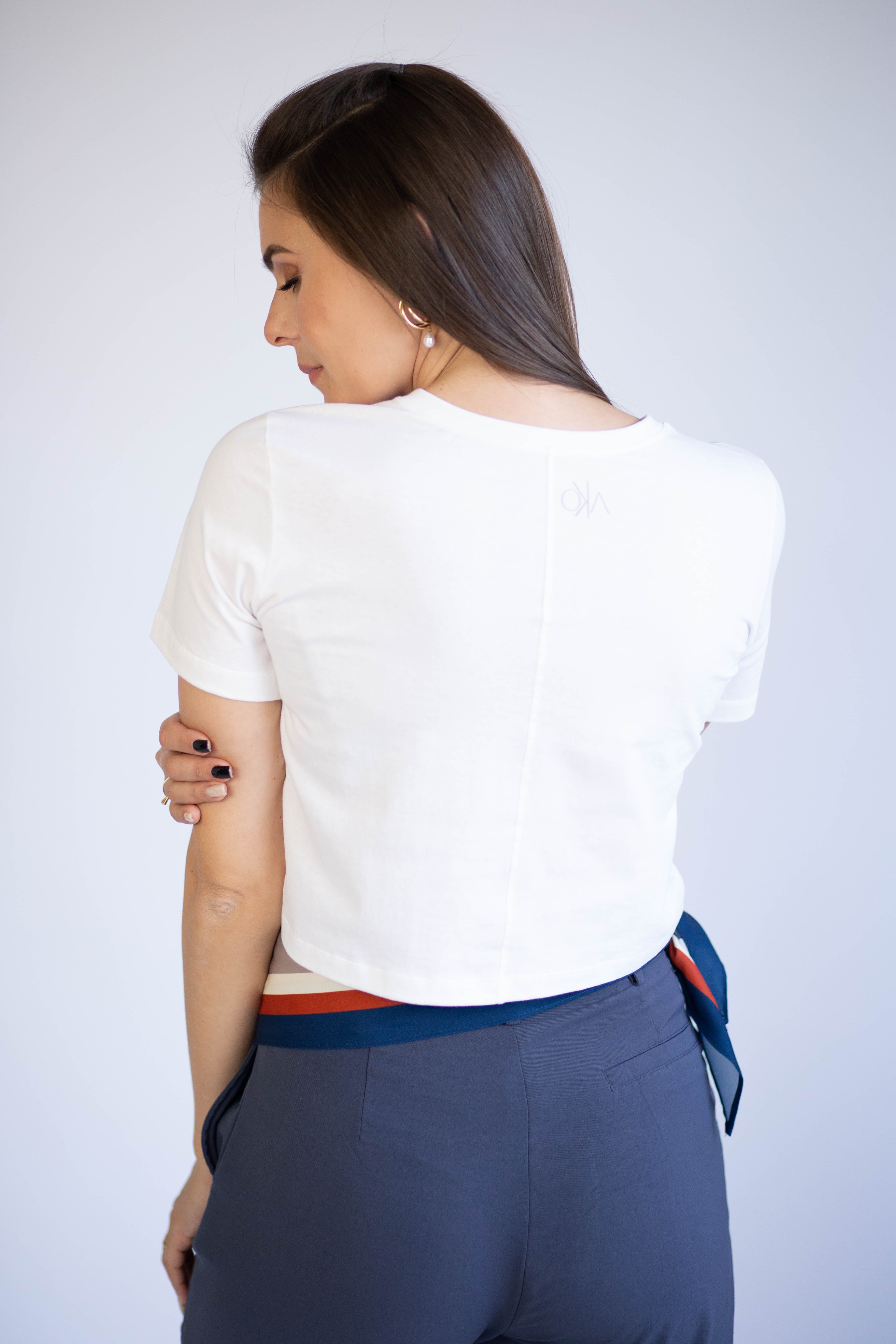 Camiseta Cropped Gola U - Branco