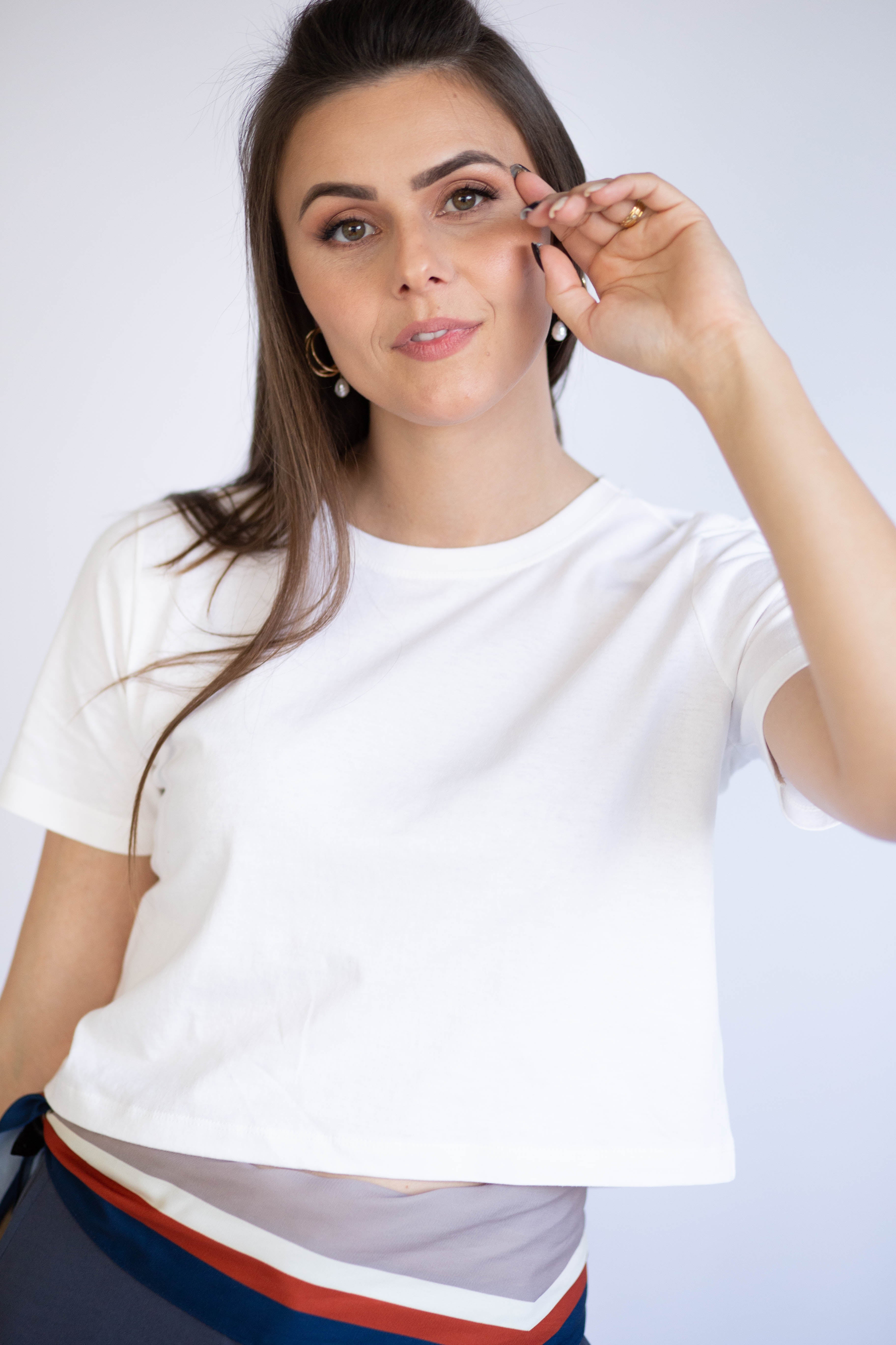 Camiseta Cropped Gola U - Branco