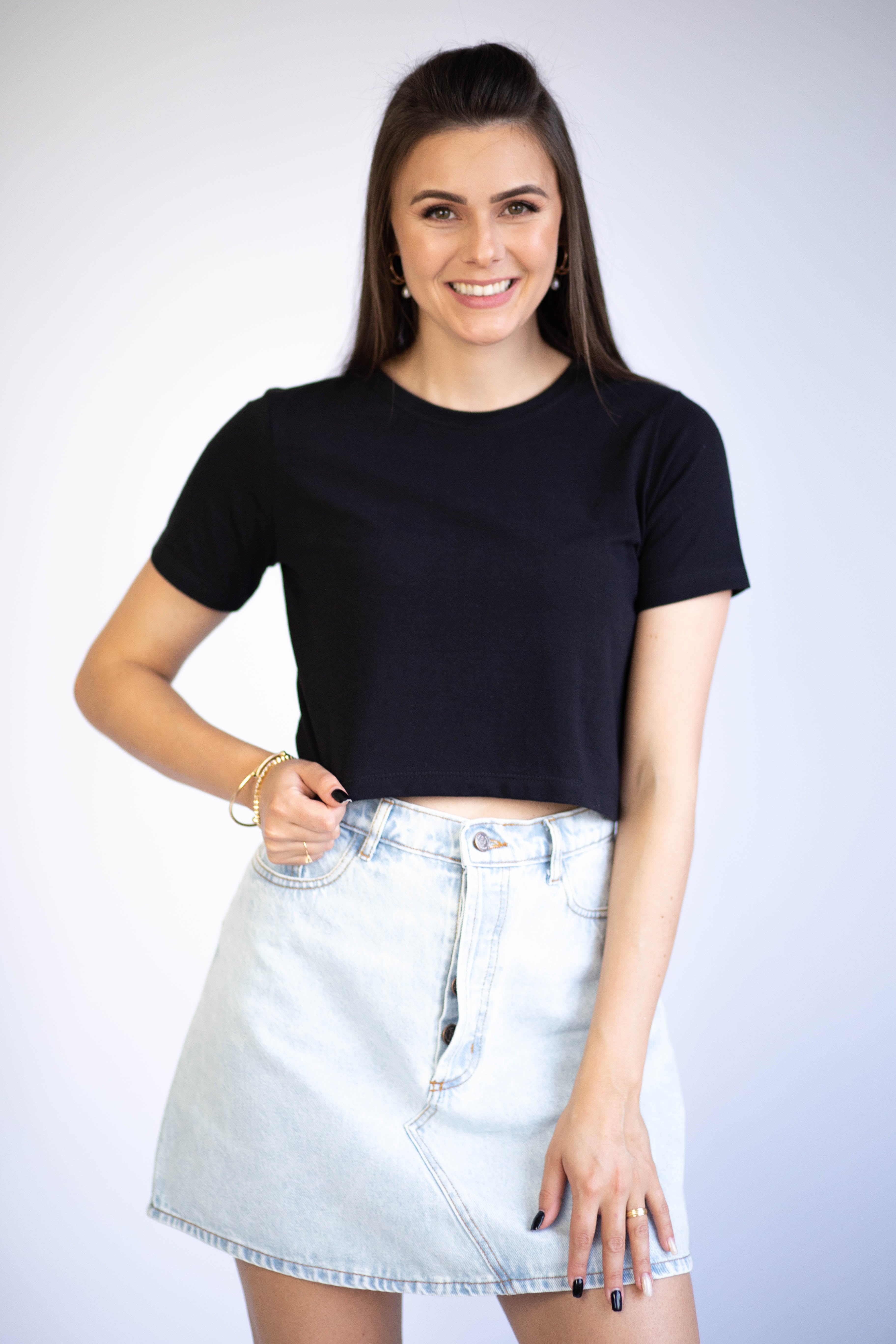 Camiseta Cropped Gola U - Preto
