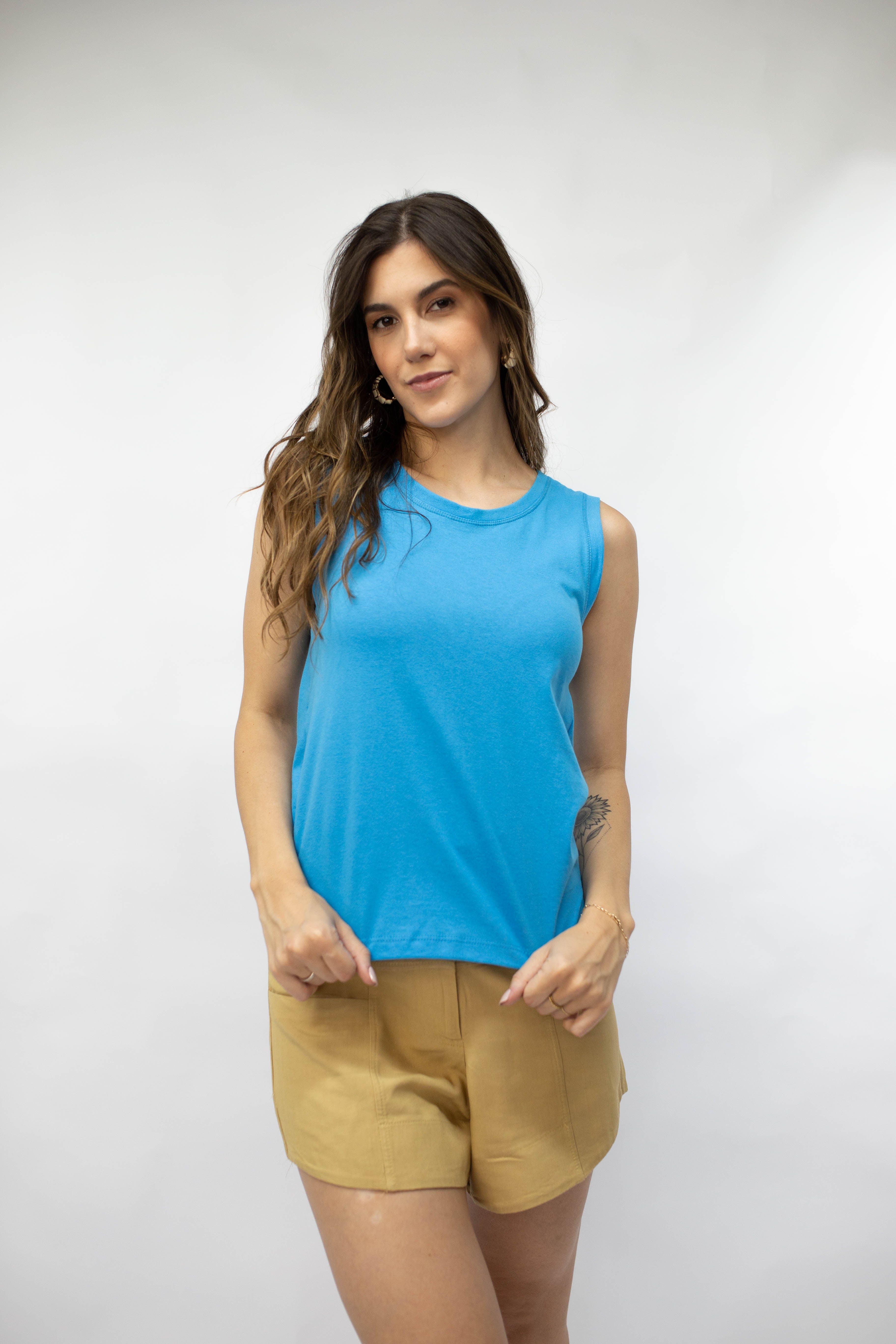 Regata Feminina Gola U - Azul Turquesa