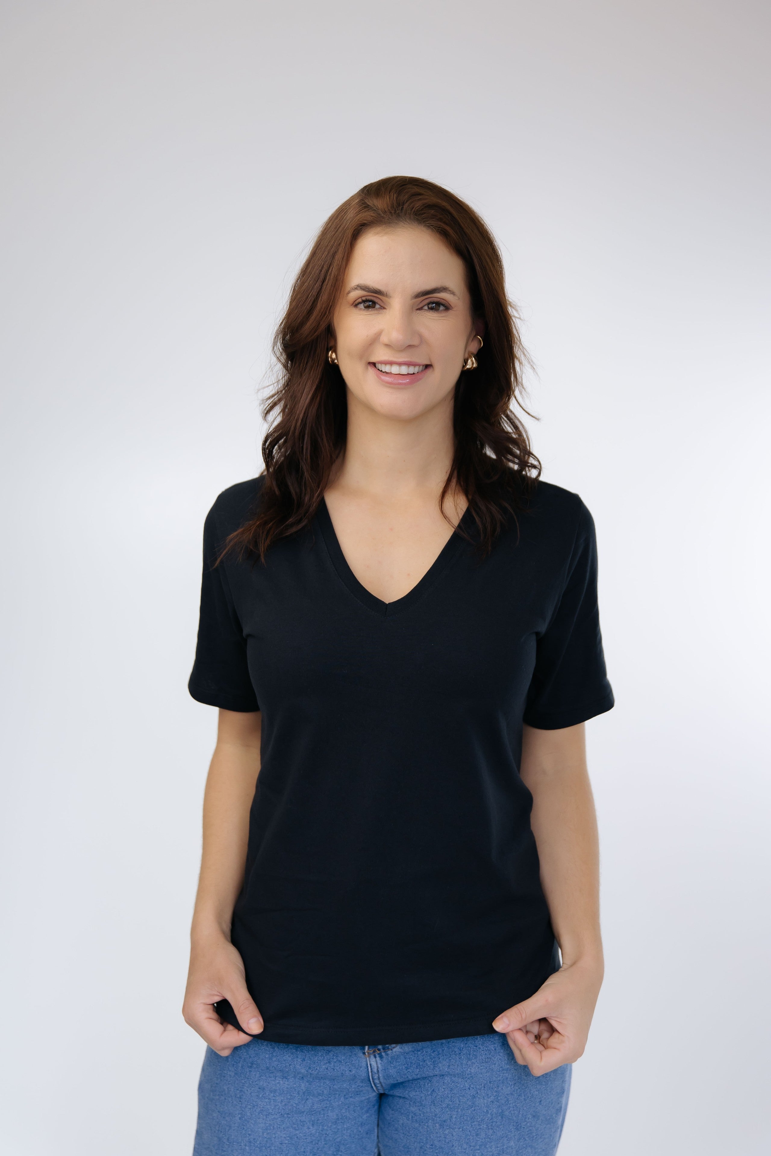 Camiseta Gola V Feminina  Algodão  Pima - PRETO
