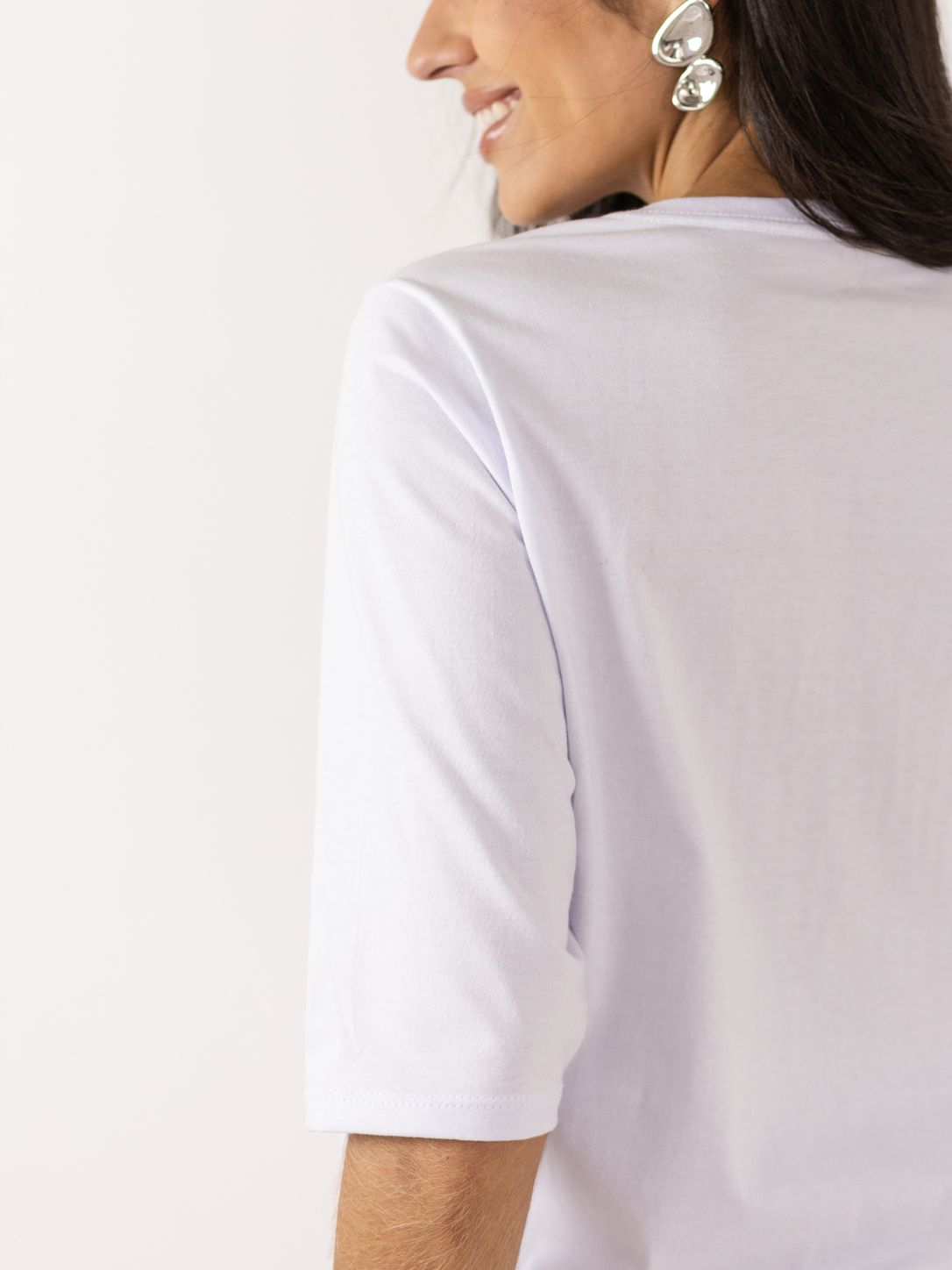 Camiseta Feminina Manga 3/4 Gola V - Branca