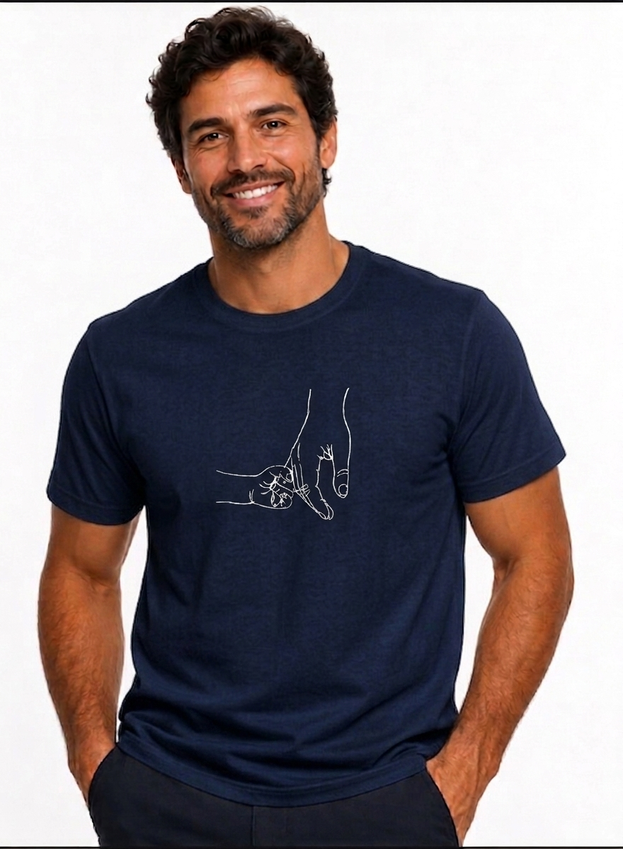 Camiseta Mãos Dadas Azul Marinho