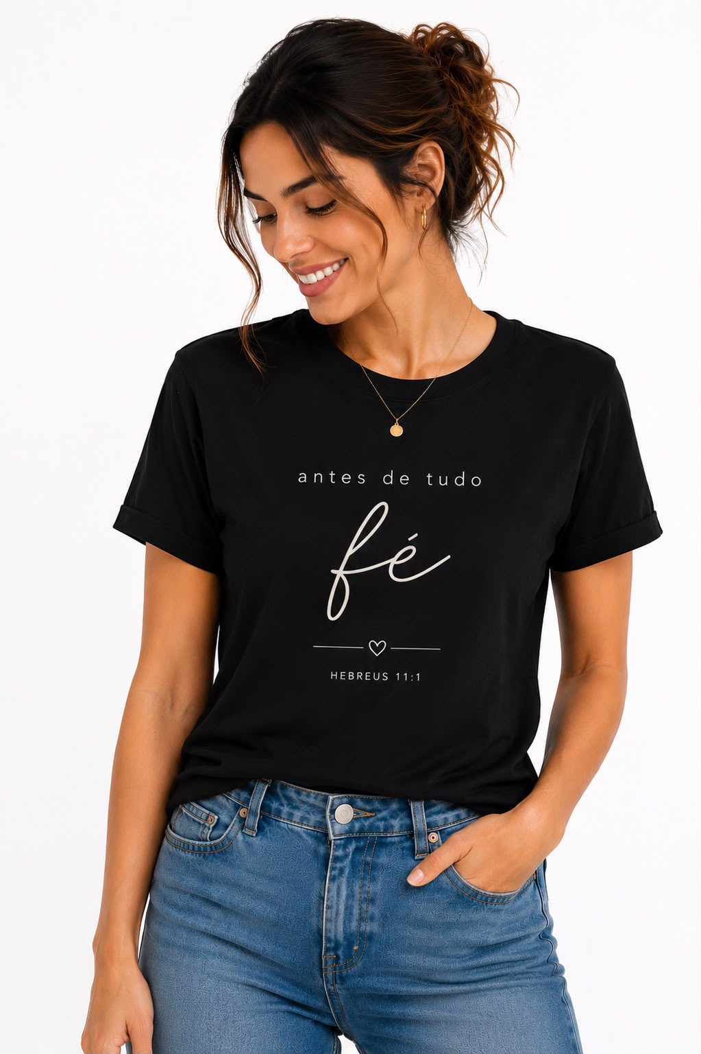 Camiseta Básica Manga Curta Preta Antes de Tudo Fé