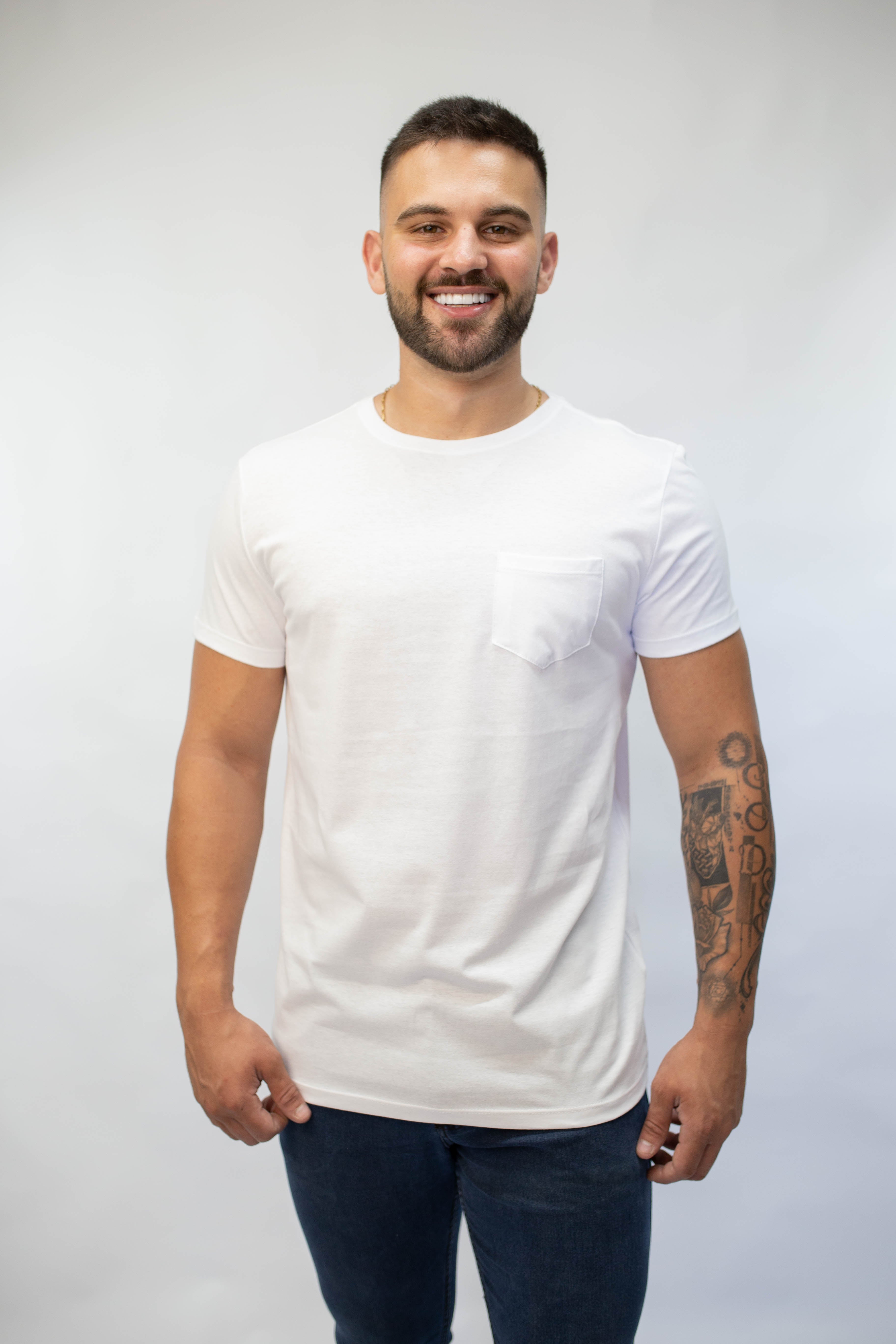 Camiseta Básica Masculina Com Bolso - Branca