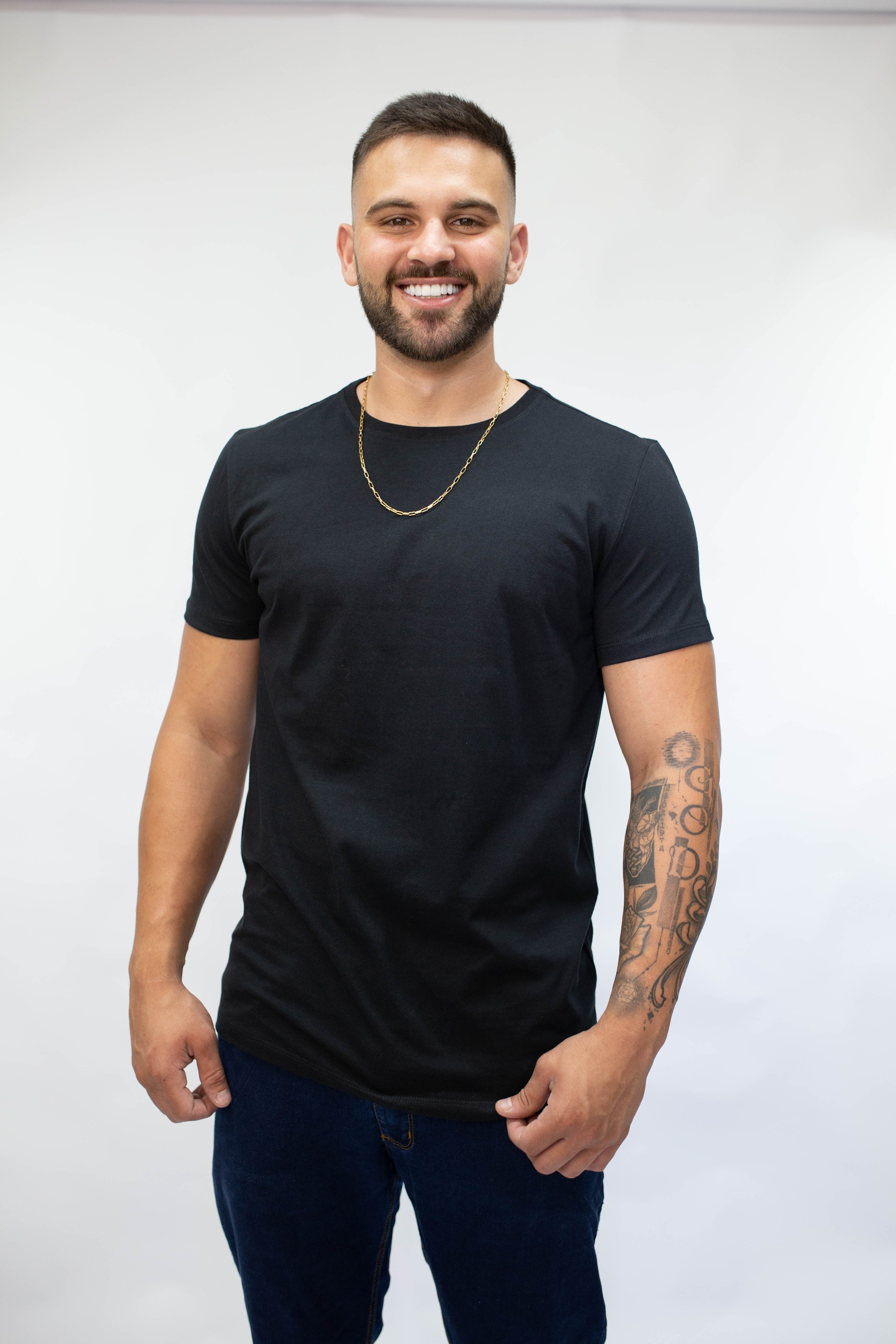 Camiseta Básica Masculina - Preto