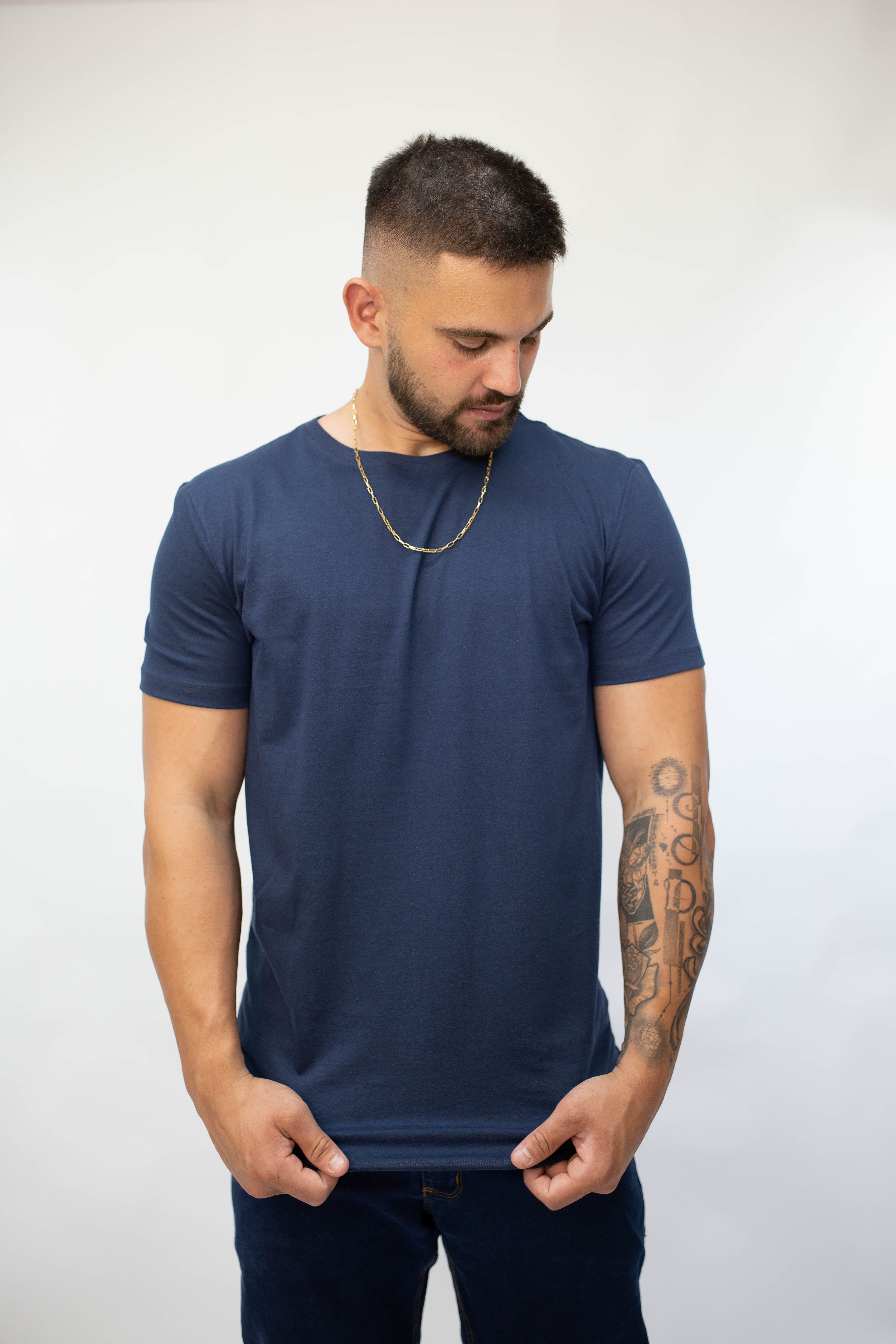 Camiseta Básica Masculina - Azul Marinho